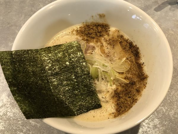 「節白湯　並　￥７５０」@濃厚白湯らーめん3の写真