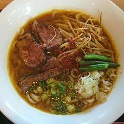 紫峰牛のカレーらー麺 ￥860