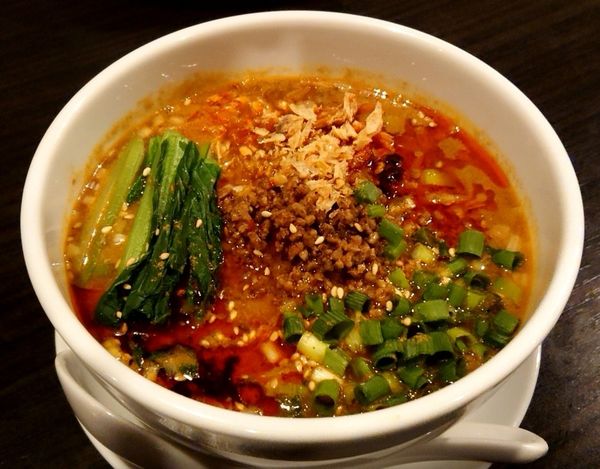 「特製濃厚担々麺」@中国料理 ロータスダイニングの写真