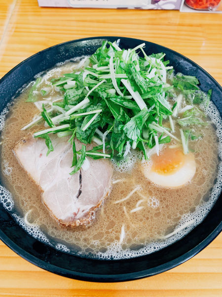 「塩豚骨」@豚骨ラーメン 新井商店の写真