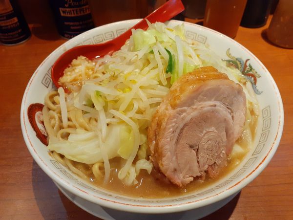「大ラーメン」@豚山 町田店の写真