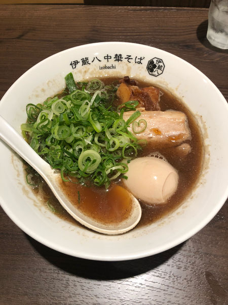 「特製中華そば」@伊蔵八中華そばの写真