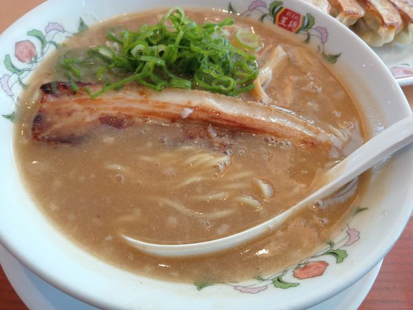 「濃厚豚バララーメン６６０円」@餃子の王将 大宮南中野店の写真