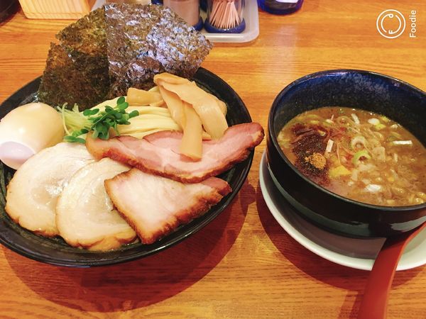 「とろりつけそば（特製）」@味箪笥の写真