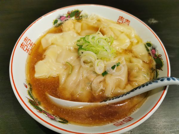 「かけラーメン＋ワンタンダブル」@メンショップ アキラの写真