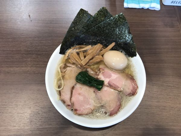 「淡麗魚介しお」@麺屋 あきのそらの写真