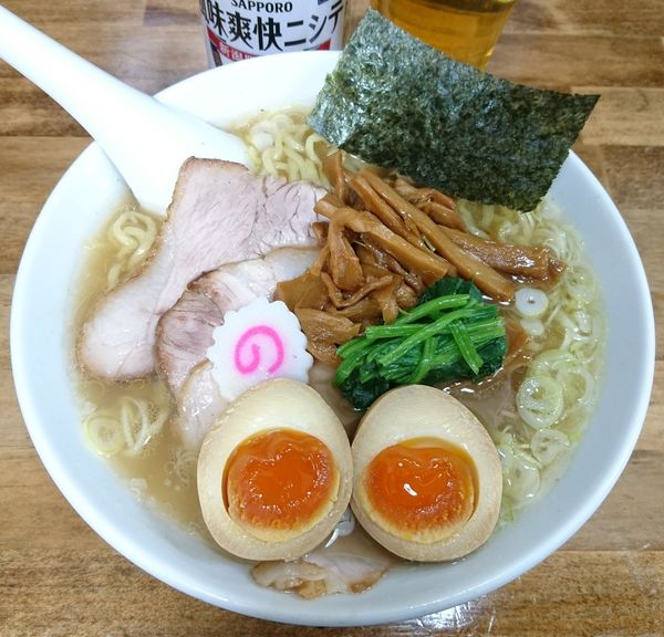 「しおラーメン＋味玉＋風味爽快ニシテ」@オランダ軒の写真