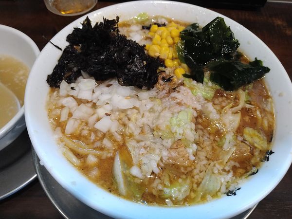 「越後味噌らーめん 脂標準 中盛」@らーめん潤 亀戸店の写真