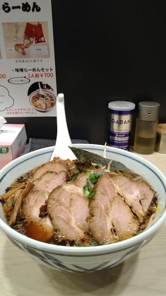 「ちゃーしゅーめん中盛」@らーめん はな火屋の写真