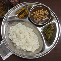 プルジャダイニングの画像