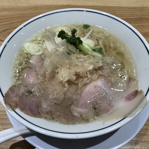 「塩らーめん（￥800）」@らーめん鱗 難波店の写真
