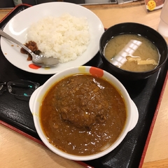 松屋 鶴見東口店の画像