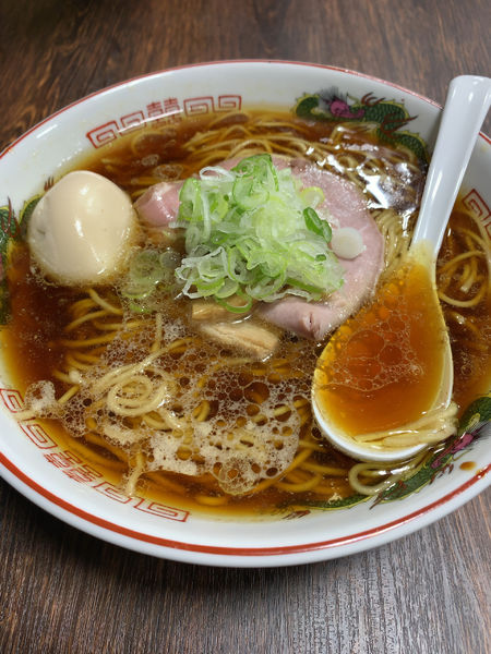 「味玉醤油らぁ麺」@らぁ麺 大金星の写真
