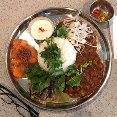 スパイスカレーと酒のアテ トリステッサの画像