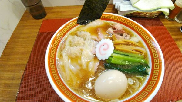 「中華そば＋味玉チャーシュー＋ワンタン」@麺創庵 砂田の写真