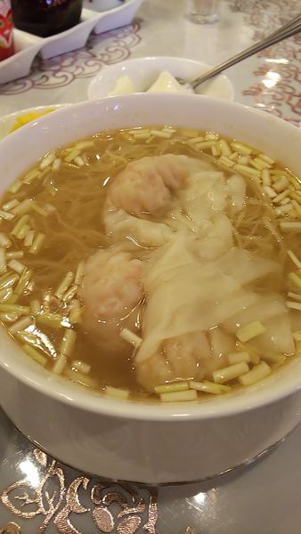 「香港エビワンタンメン」@美心酒家の写真