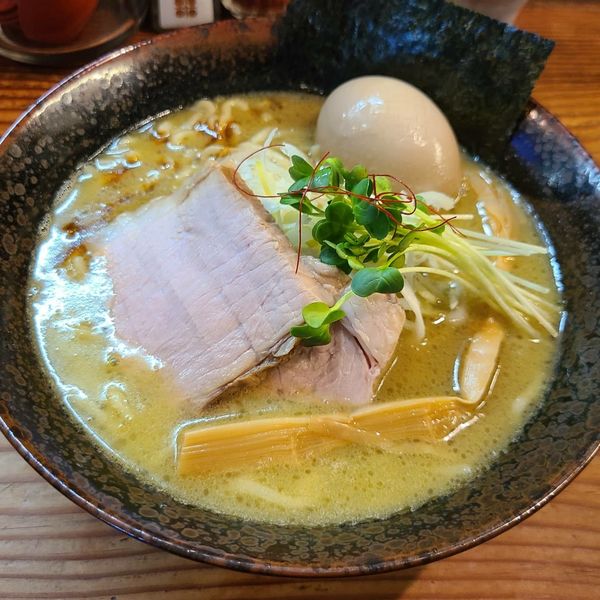 「濃厚牡蠣ソバ¥850+味玉¥100+貝メシ¥220」@貝だしラーメン 貝ガラ屋の写真