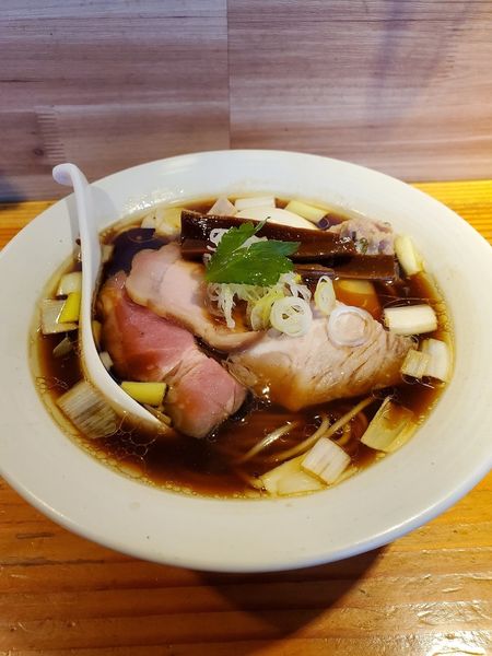 「特製醤油そば」@麺処 篠はらの写真