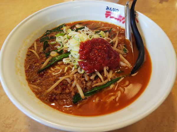「台湾ラーメン　（麺大盛り）　＋特製豆板醤：無料」@テンホウ 松本渚店の写真
