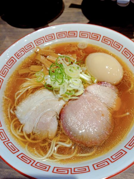 「中華そば醤油　味玉」@麺屋 必道の写真