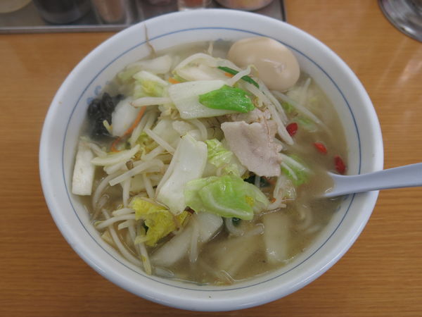 「野菜タンメン：500円（クーポンで味玉無料・麺固め）」@福しん 上野駅前店の写真