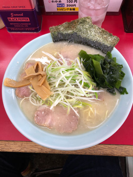 「塩ラーメン＋チャーシュー　1040円」@ラーメンショップ 大師店の写真