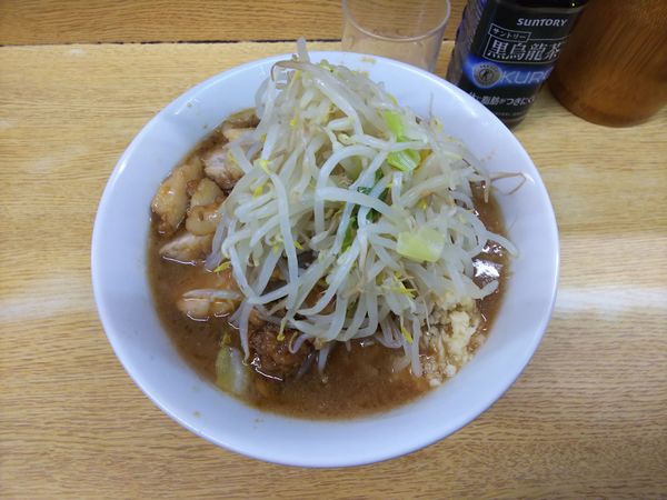 「小豚ラーメン(麺半分)」@ラーメン二郎 環七新新代田店の写真