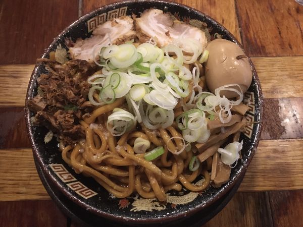 「爆盛油脂麺 400g 900円」@らーめん 平太周 味庵の写真