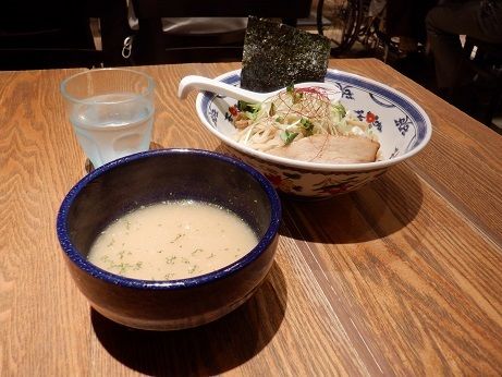 「鶏白湯スープ つけ麺」@つけ麺や 武双 グランツリー武蔵小杉店の写真