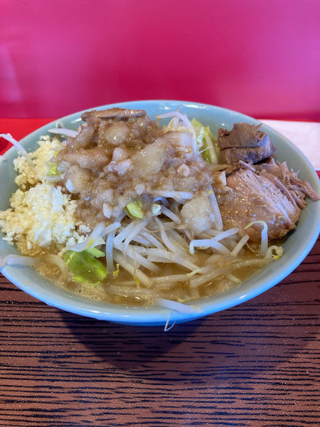 「ラーメン　麺量250g」@ラーメン豚まるの写真