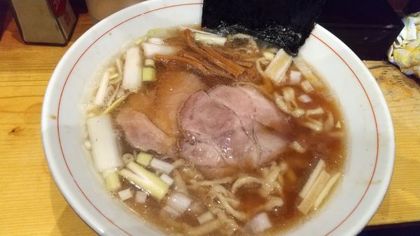 「中華そば小840円」@中華そば 葉山の写真