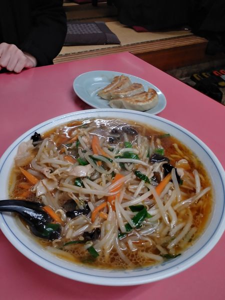 「もやしラーメン麺大盛野菜大盛」@菜華軒の写真