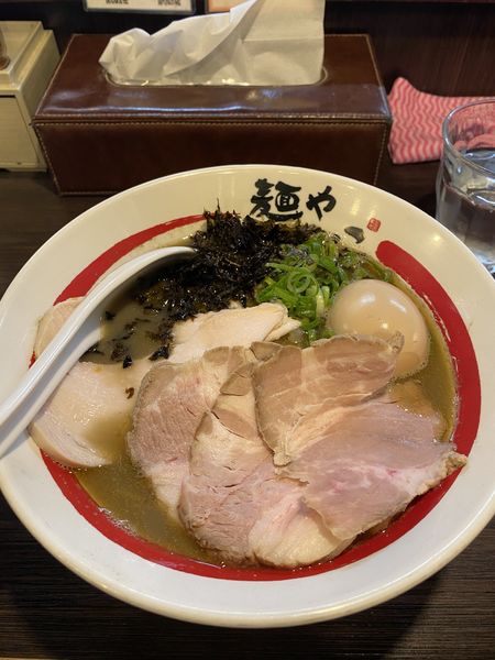 「特製追い煮干そば」@麺や でこの写真