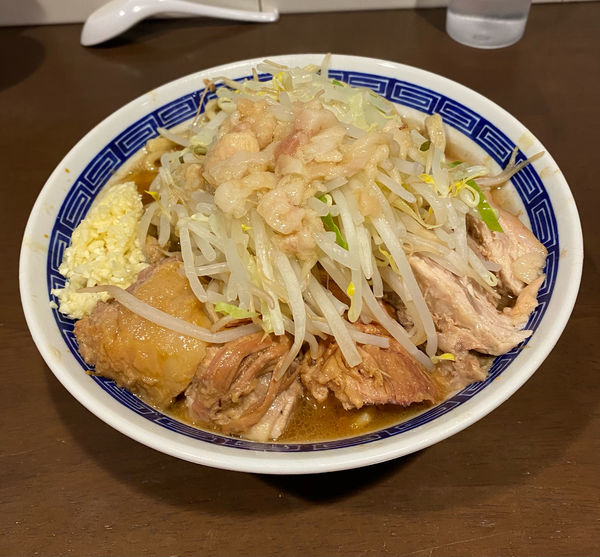 「ラーメン豚マシ」@ラーメン ゼンゼンの写真