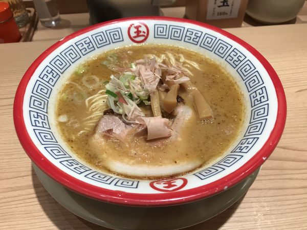 「とろり 860円」@東京煮干し らーめん 玉 東京駅店の写真