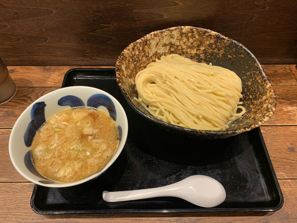 「ゆず風味つけ麺大盛り　980円」@三ツ矢堂製麺 流山おおたかの森S.C店の写真