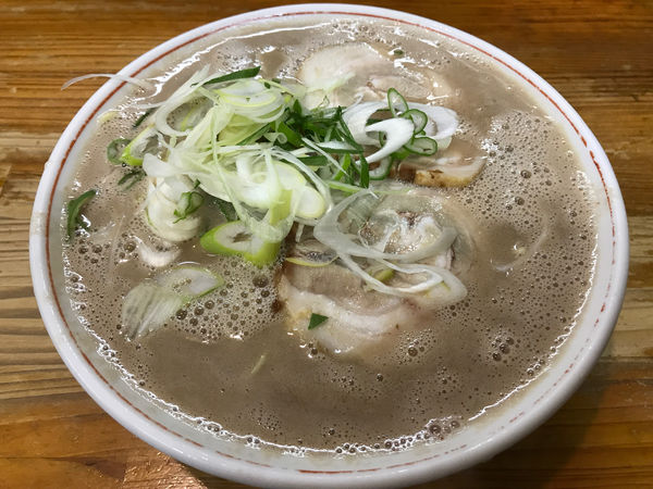 「ラーメン   680円」@博多ラーメン 恵比須の写真