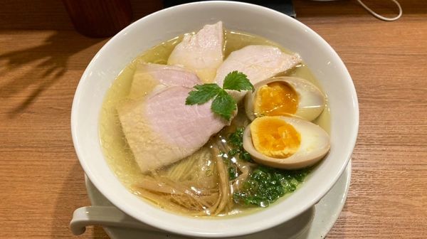 「特製 塩らぁ麺」@らぁ麺 あおばの写真