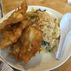 新世 生麦店の写真