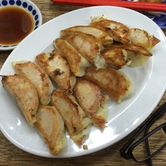 餃子荘ムロ 高田馬場本店の画像