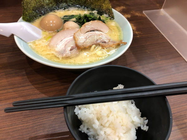 「魂心ラーメン」@横浜家系らーめん 魂心家 藤沢店の写真