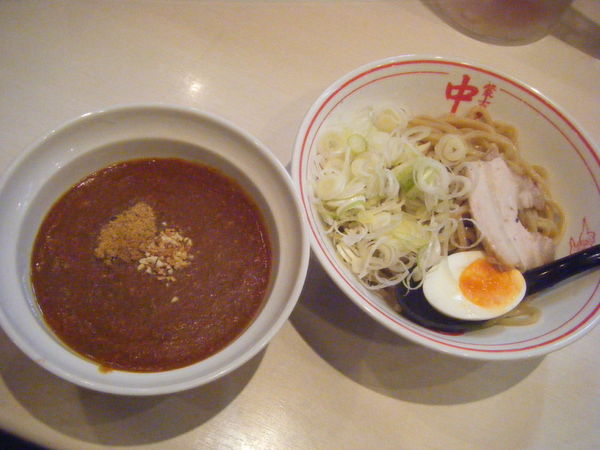 「濃厚カレーつけ麺（＋ネギ、辛さ5倍）」@蒙古タンメン 中本 大宮店の写真