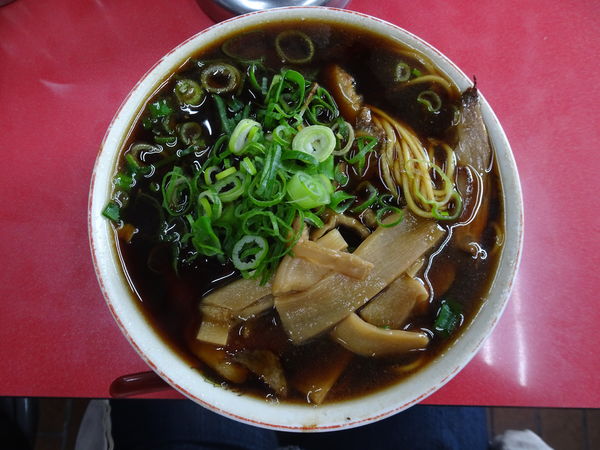 「竹入り中華そば」@新福菜館 本店の写真