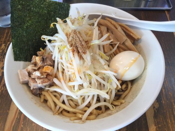 「油そば・中盛／野菜・小盛(¥700)」@つけめん らーめん 荒海の写真