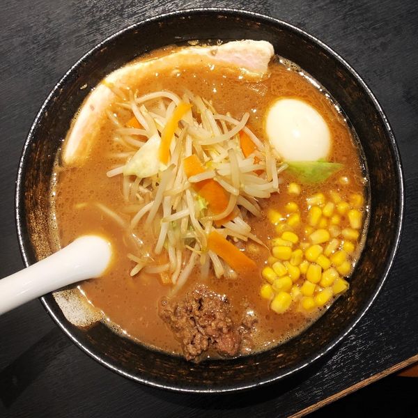 「赤みそとんこつラーメン」@らーめん 月の兎影の写真