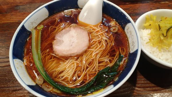 「さんほんめん」@支那麺 はしご 新小岩店の写真