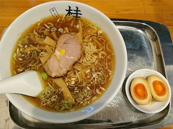 「ラーメン(小)、煮玉」@煮干しだし醤油ラーメン 桂の写真