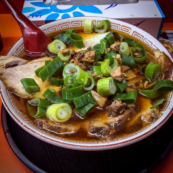 「チャーシュー麺(+ヘタ丼　B定食)」@麺屋7.5Hz+ 梅田店の写真