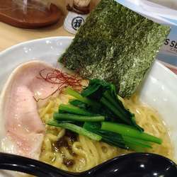 （限定）鯛白湯ソバ