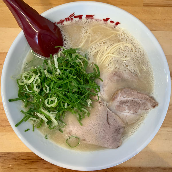「ラーメン (600円)」@イナヅマラーメンの写真